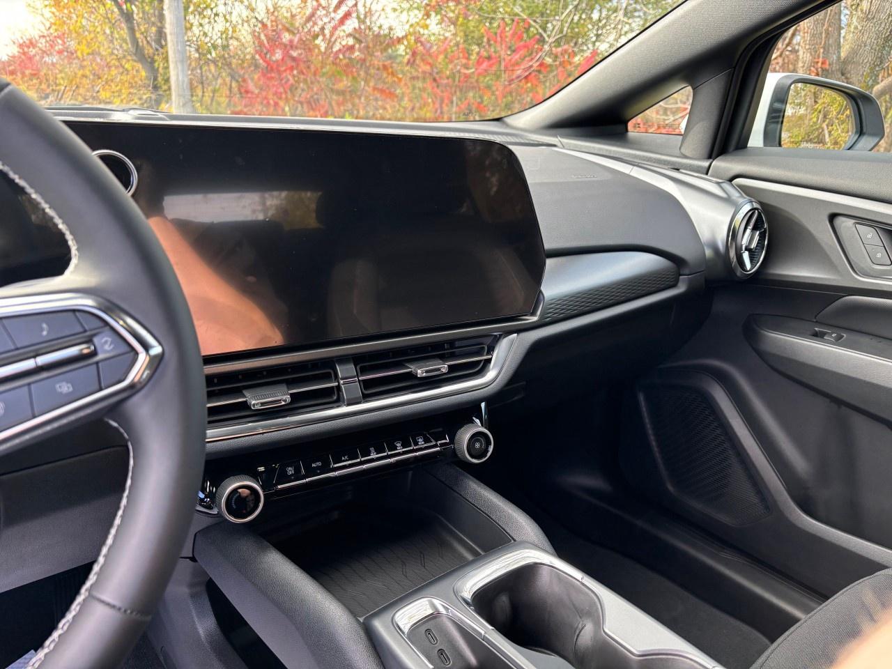 2026 Chevrolet Equinox EV 4dr LT Photo