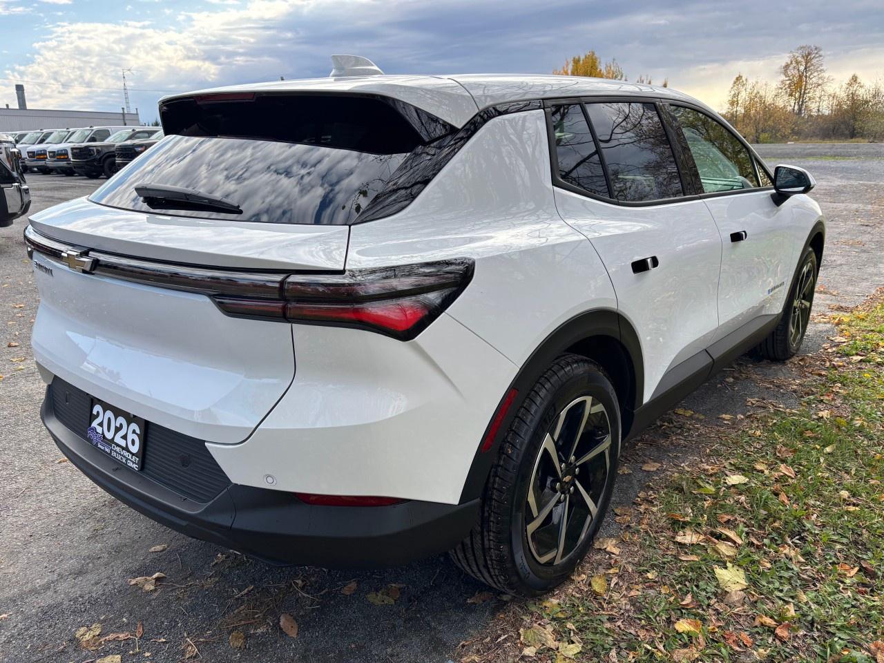 2026 Chevrolet Equinox EV 4dr LT Photo