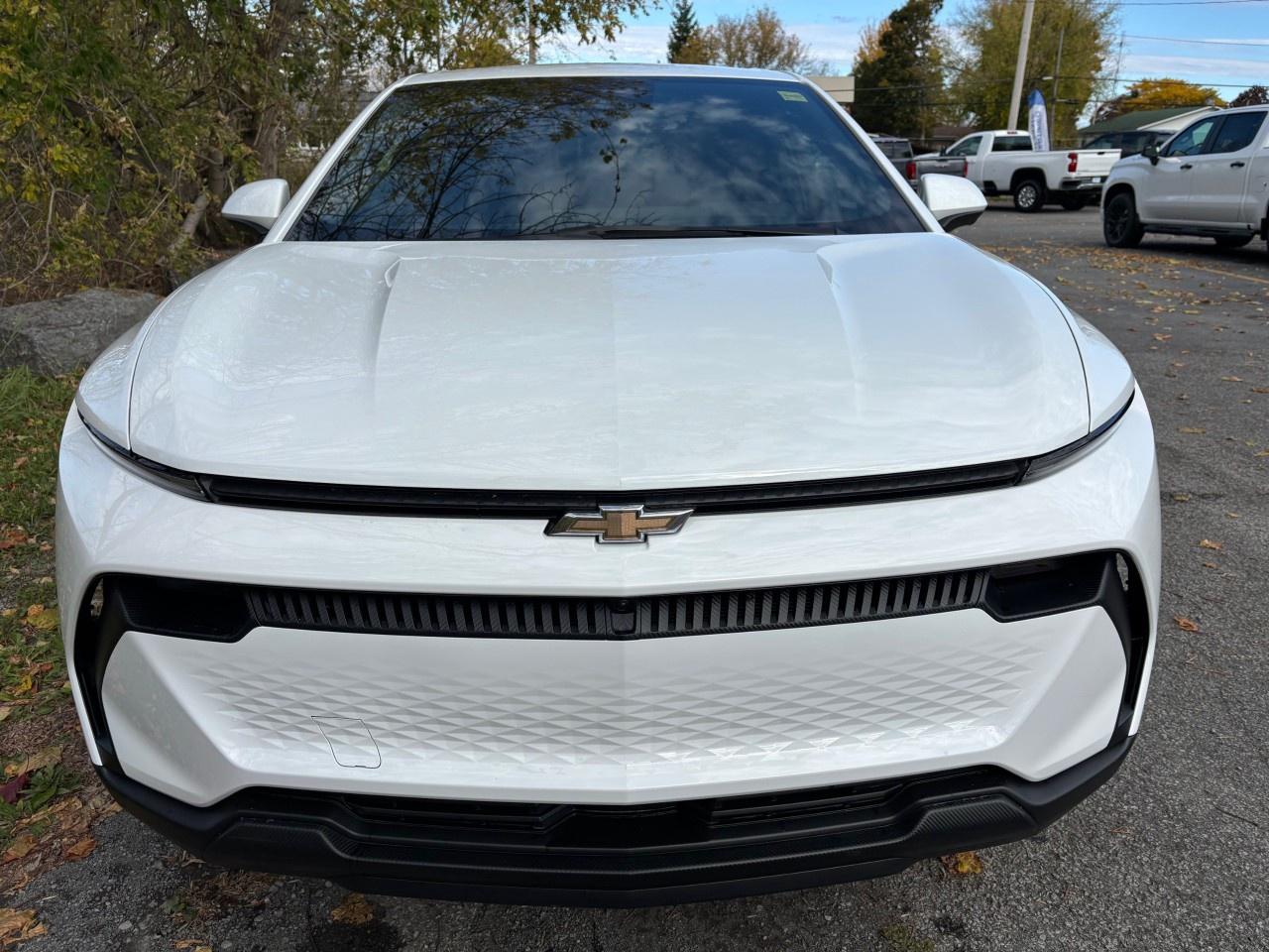 2026 Chevrolet Equinox EV 4dr LT Photo