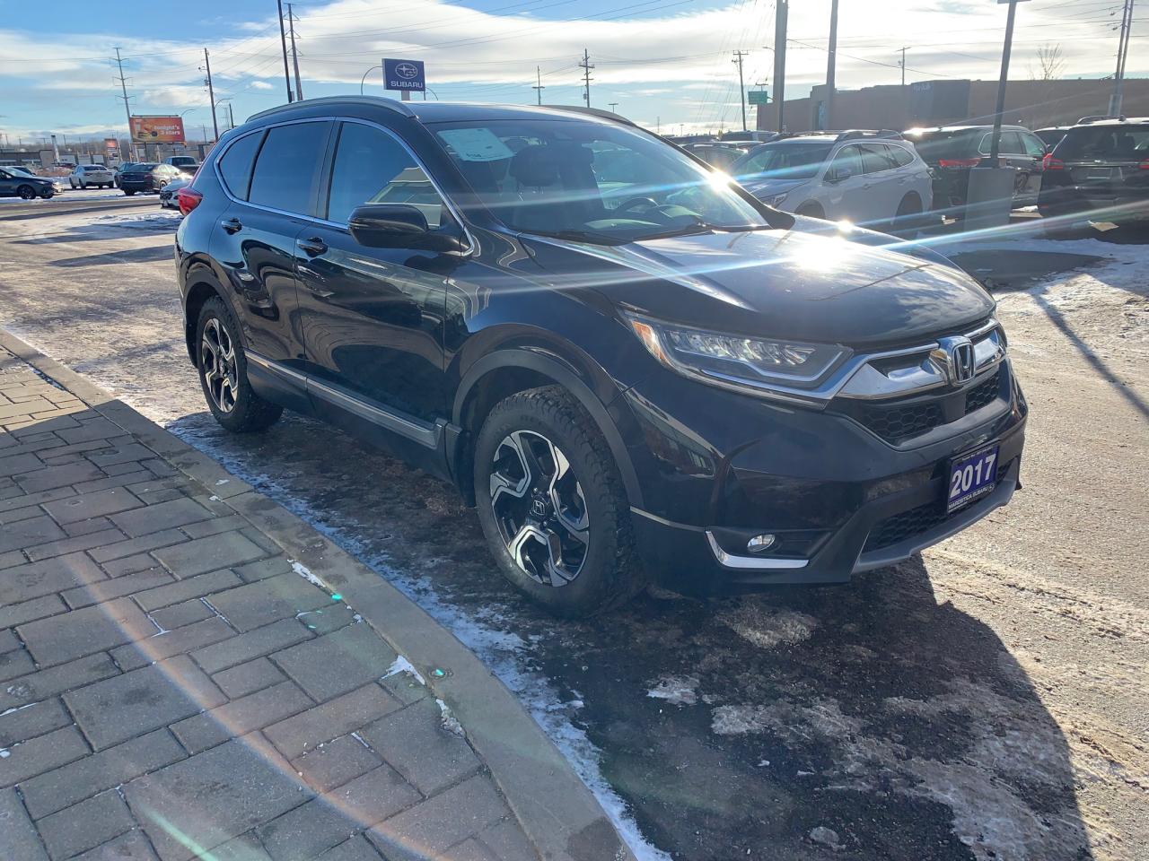2017 Honda CR-V Touring 4dr All-wheel Drive Photo2