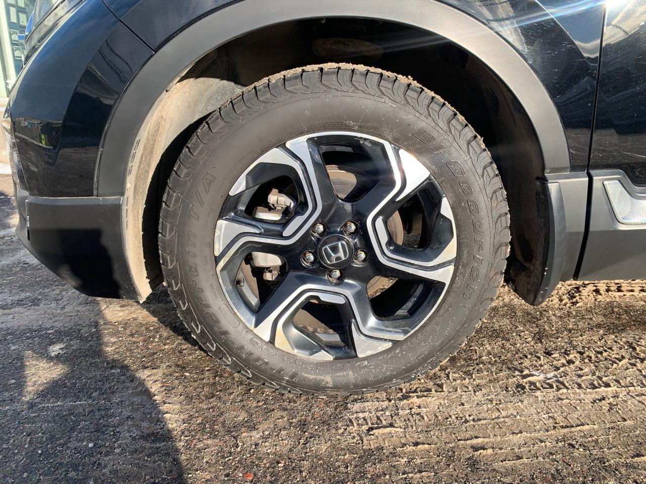 2017 Honda CR-V Touring 4dr All-wheel Drive Photo