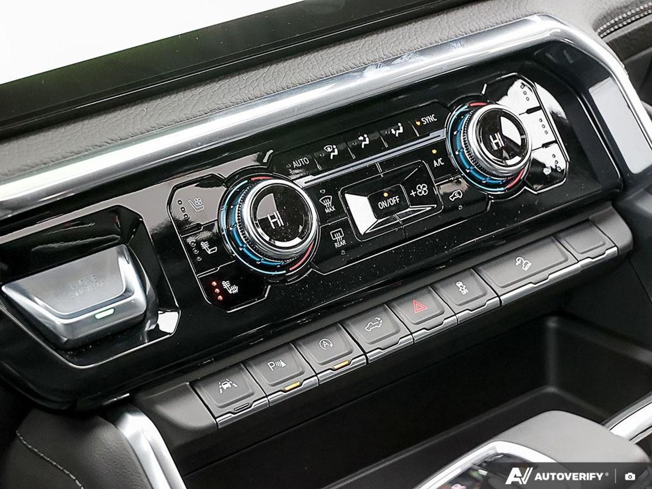 2026 GMC Sierra 1500 Crew Cab Short Box 4-Wheel Drive Denali Photo