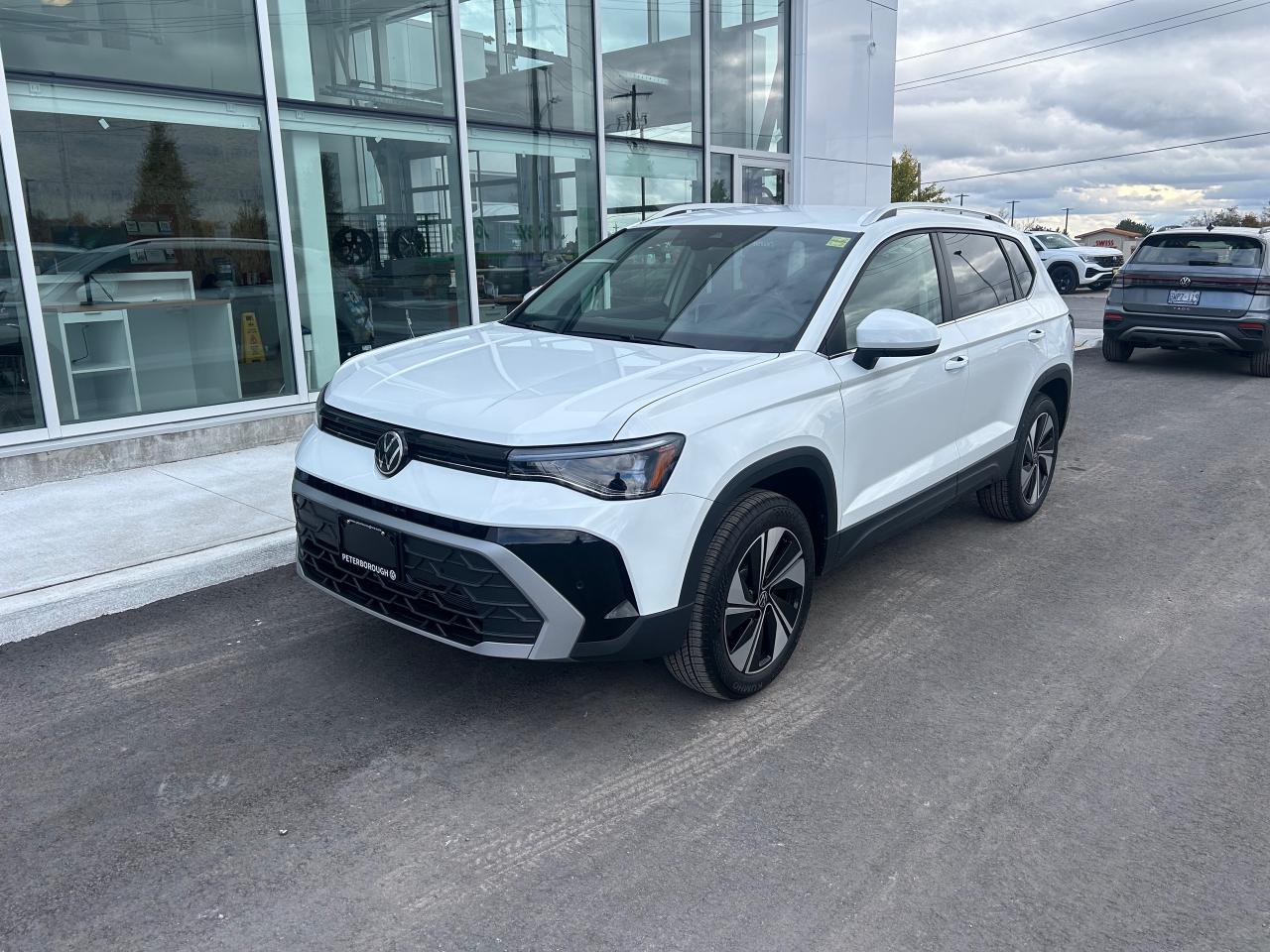 2026 Volkswagen Taos Comfortline 4dr All-Wheel Drive 4MOTION Photo0