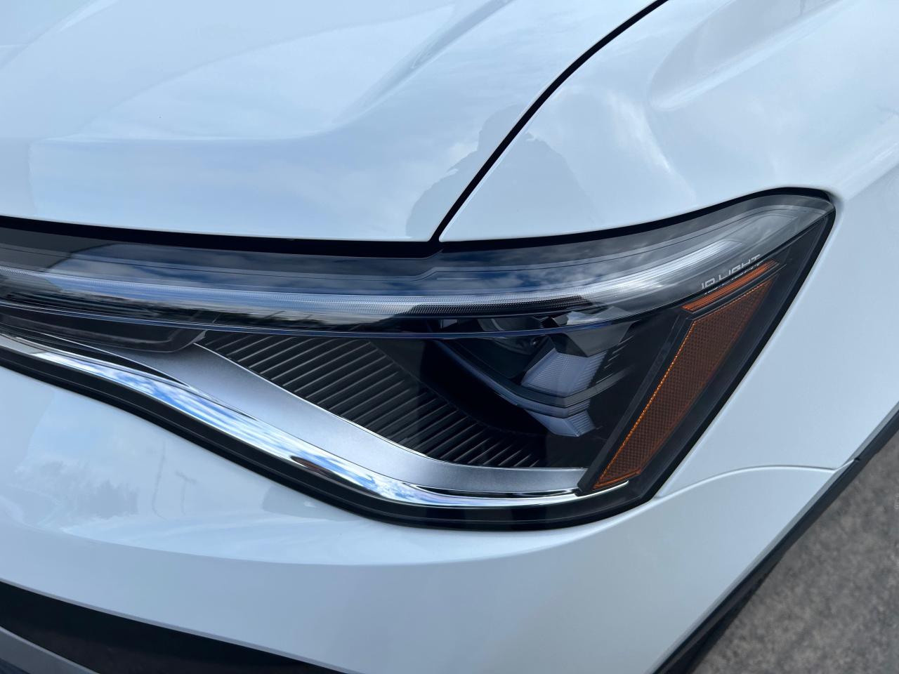 2026 Volkswagen Taos Comfortline 4dr All-Wheel Drive 4MOTION Photo