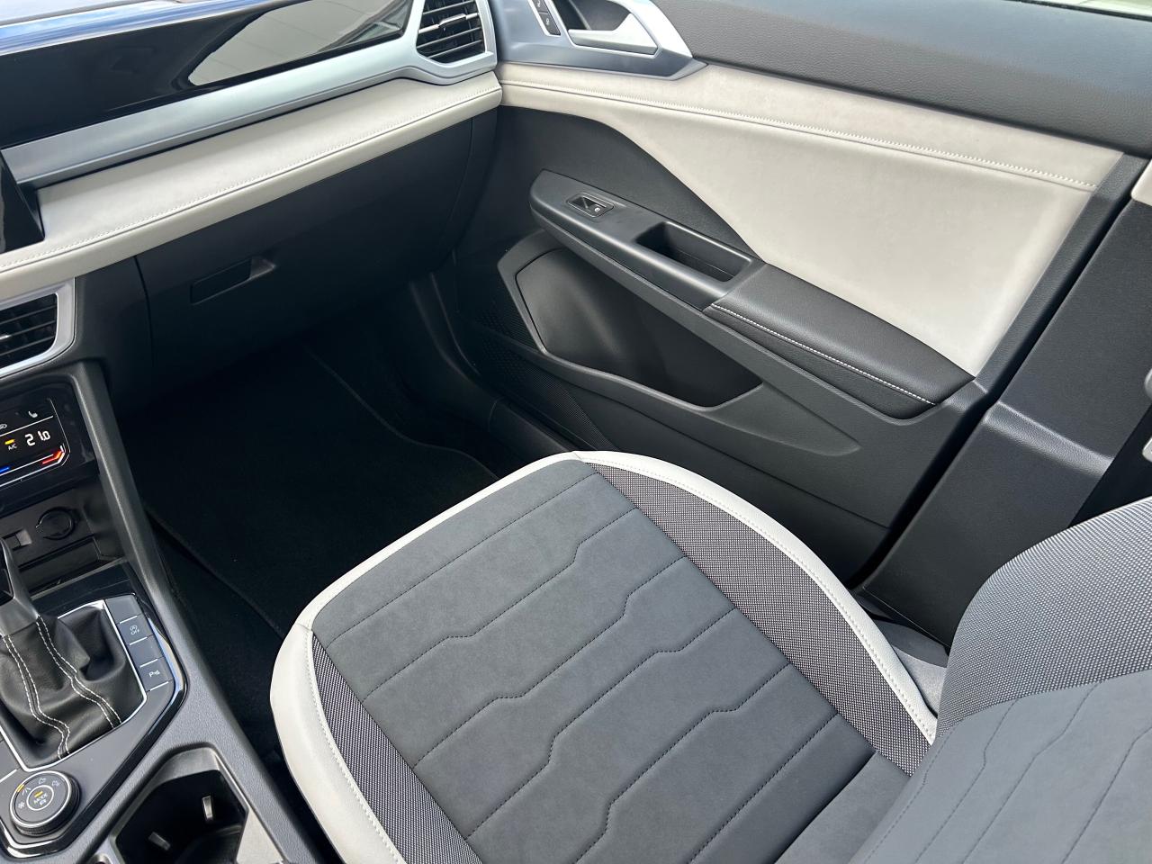 2026 Volkswagen Taos Comfortline 4dr All-Wheel Drive 4MOTION Photo