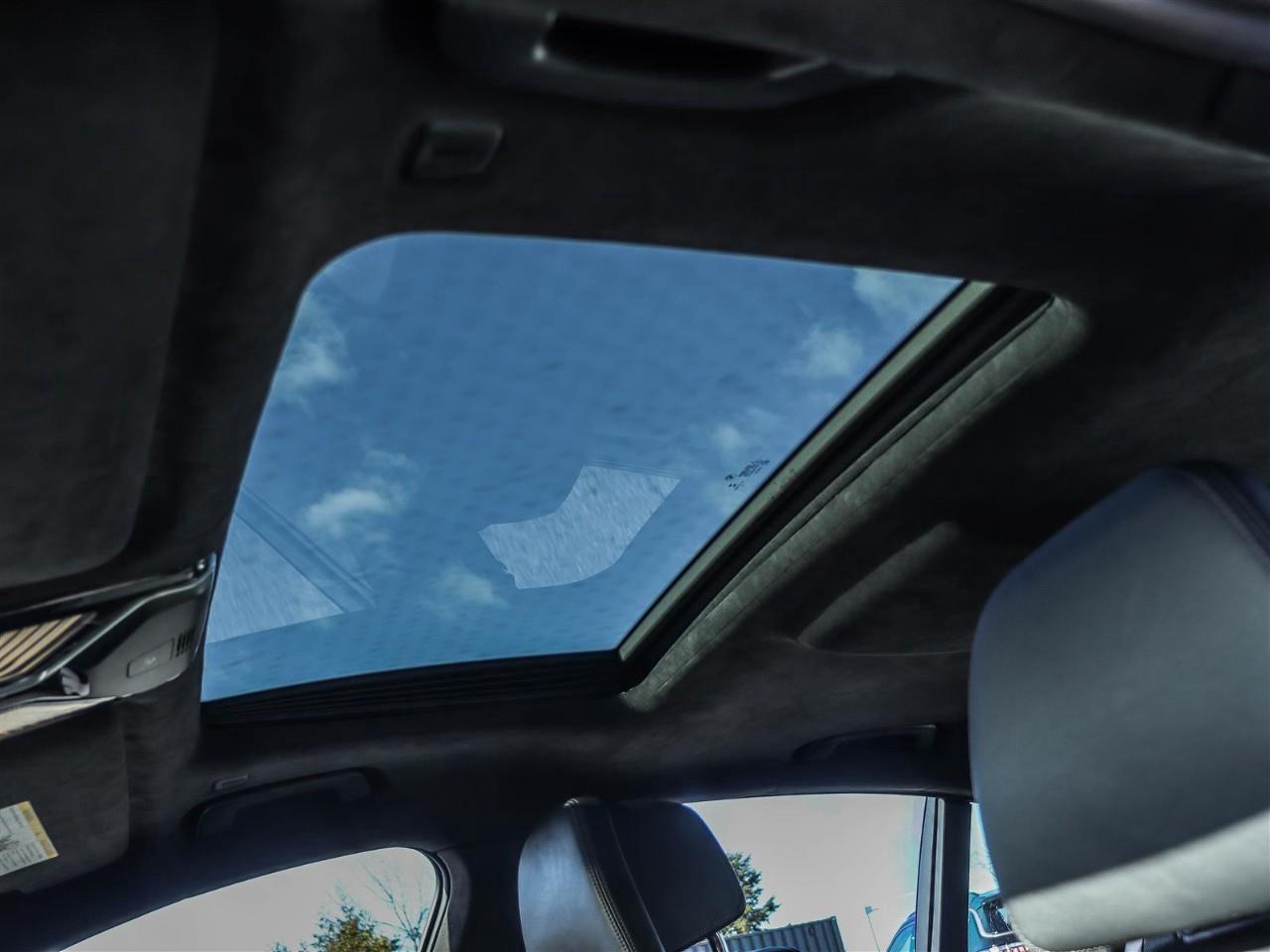 2016 BMW 750 i xDrive 4dr All-wheel Drive Sedan Photo