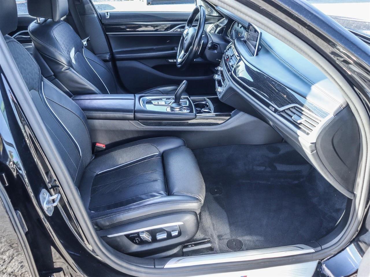 2016 BMW 750 i xDrive 4dr All-wheel Drive Sedan Photo