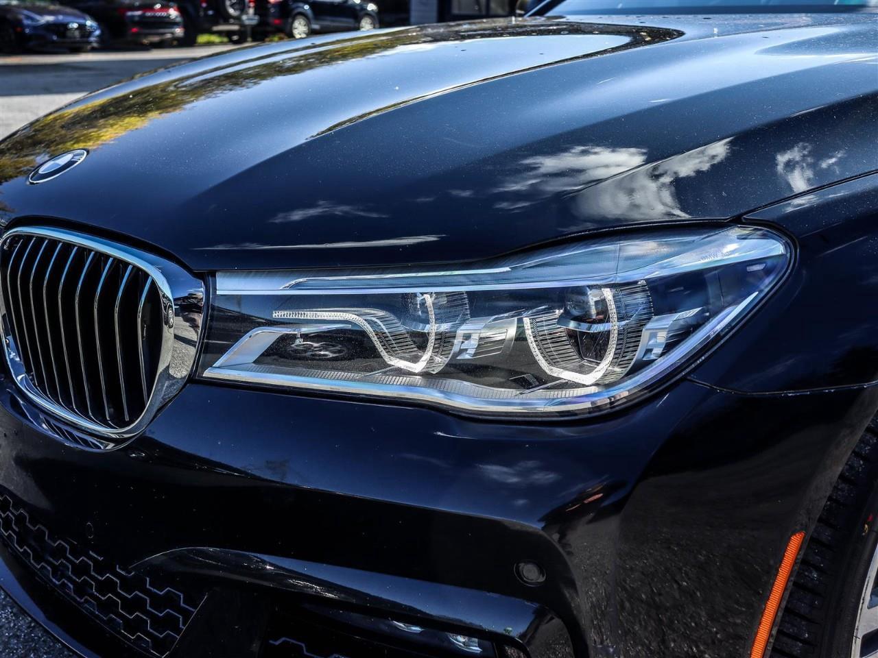 2016 BMW 750 i xDrive 4dr All-wheel Drive Sedan Photo