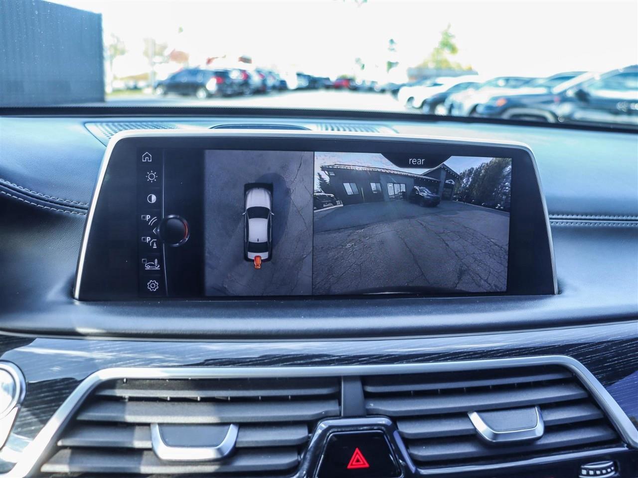 2016 BMW 750 i xDrive 4dr All-wheel Drive Sedan Photo