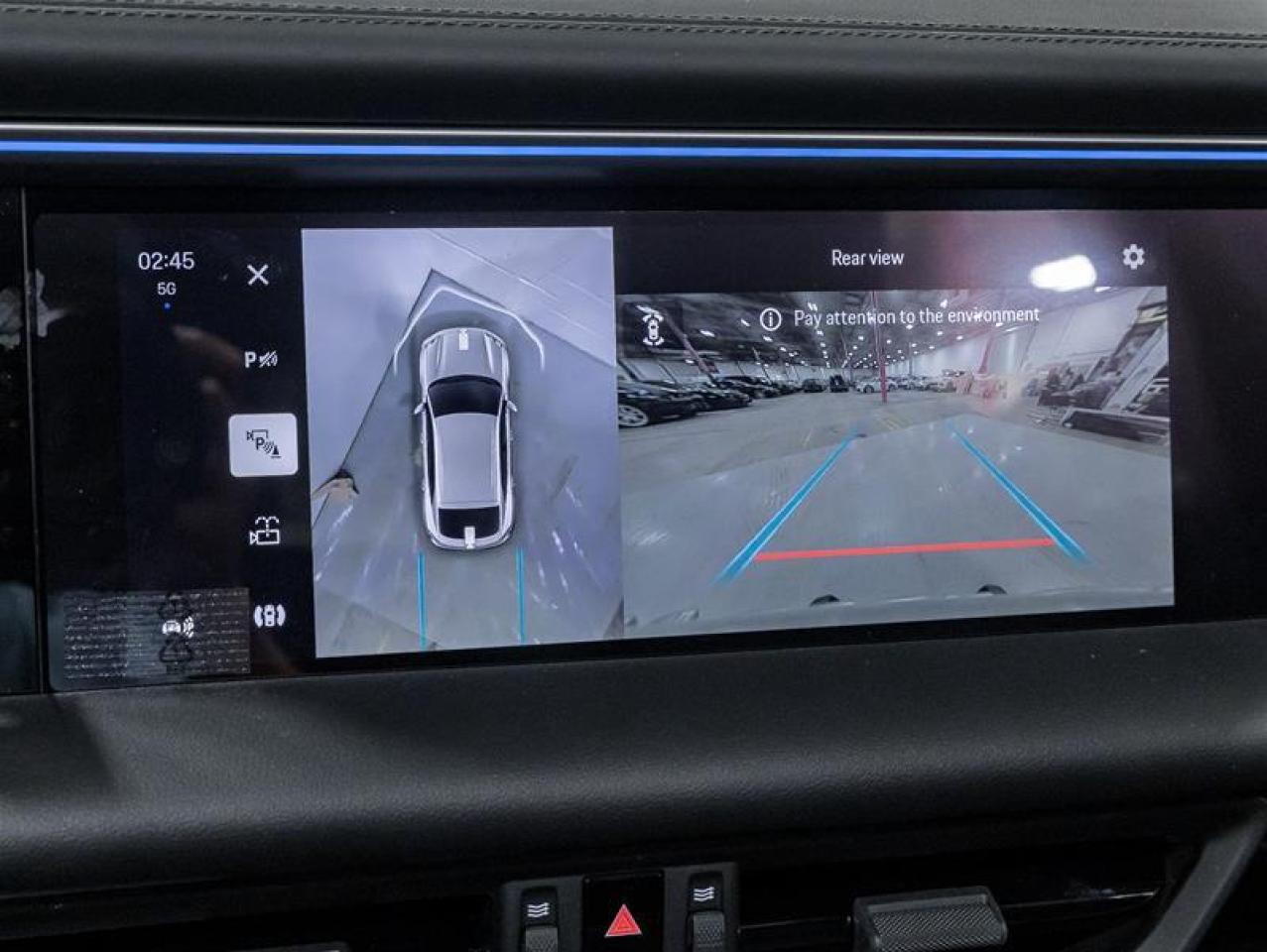 2025 Porsche Macan  Photo