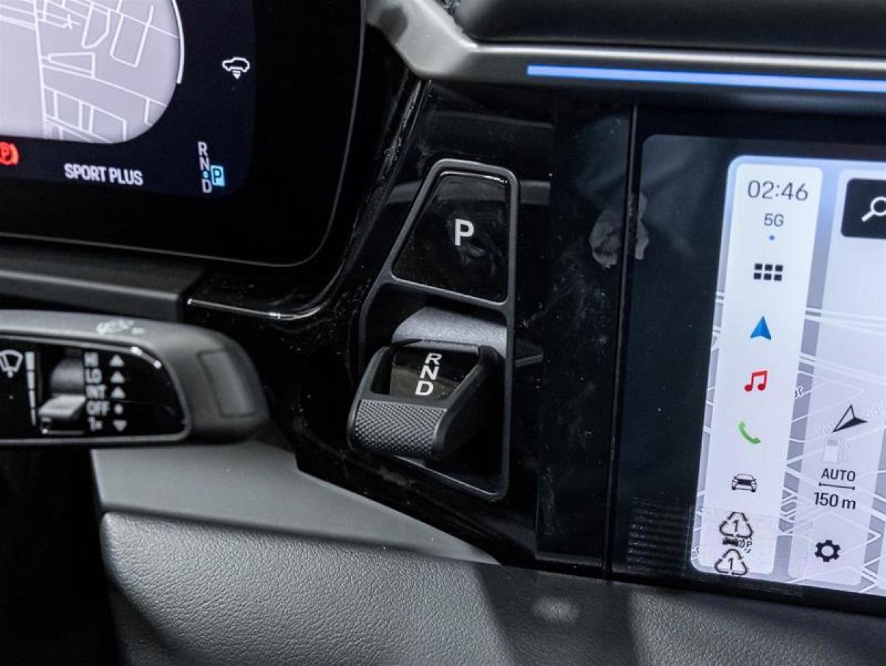 2025 Porsche Macan  Photo