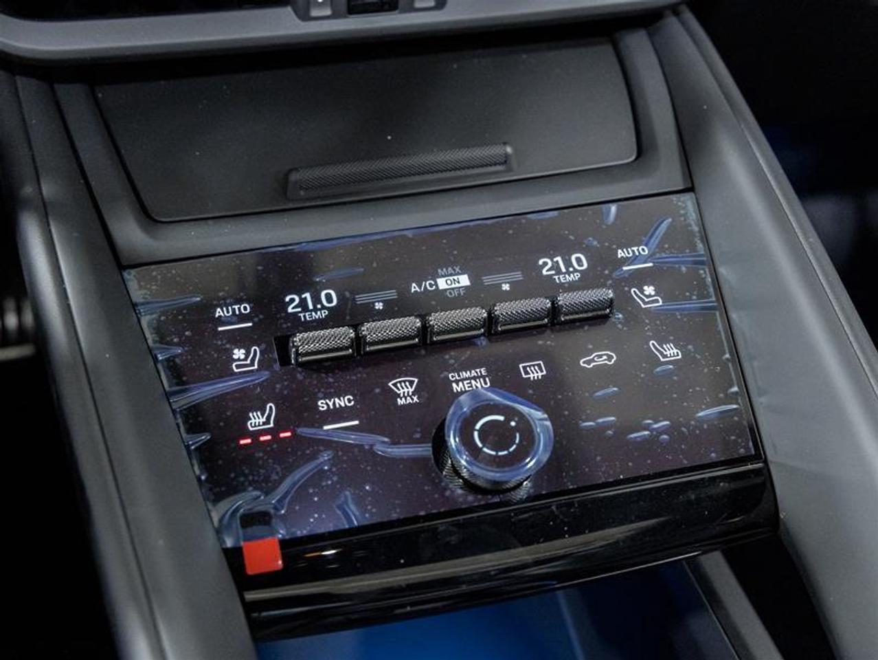 2025 Porsche Macan  Photo