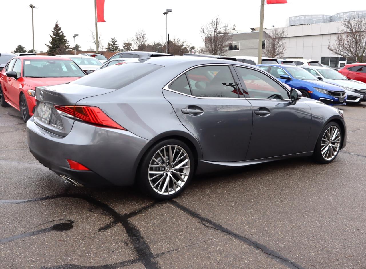 2017 Lexus IS 300 Base 4dr All-Wheel Drive Sedan Photo4