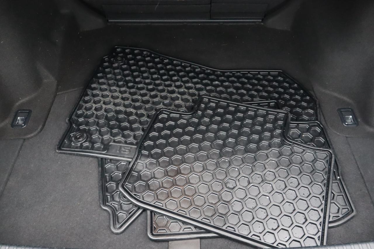 2017 Lexus IS 300 Base 4dr All-Wheel Drive Sedan Photo