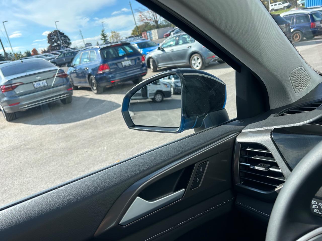 2026 Volkswagen Taos Comfortline Black Edition 4dr All-Wheel Drive 4MOTION Photo