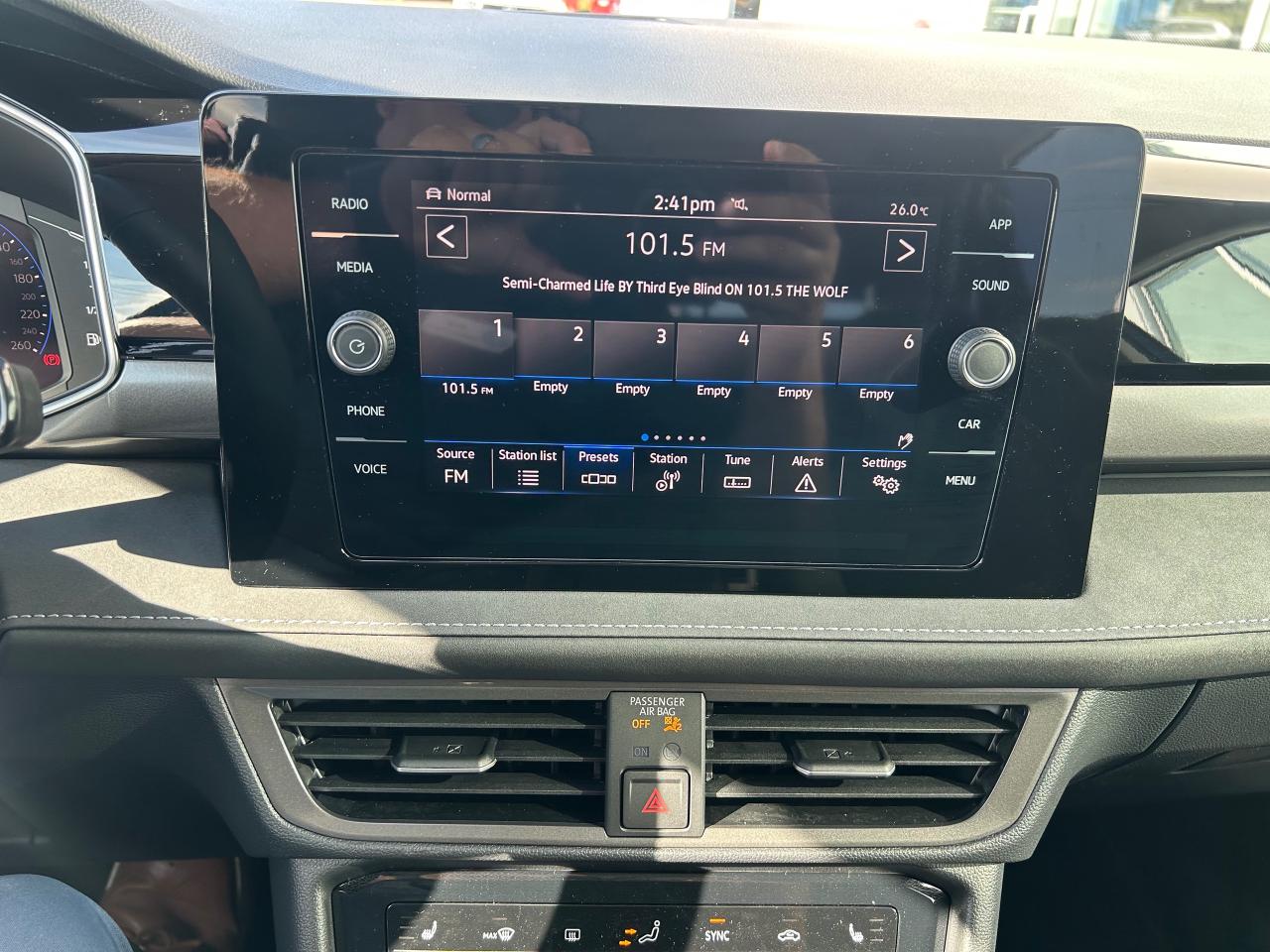 2026 Volkswagen Taos Comfortline Black Edition 4dr All-Wheel Drive 4MOTION Photo