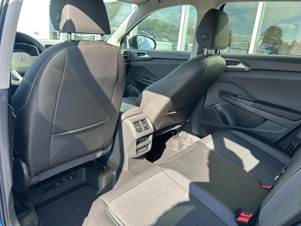 2026 Volkswagen Taos Comfortline Black Edition 4dr All-Wheel Drive 4MOTION Photo