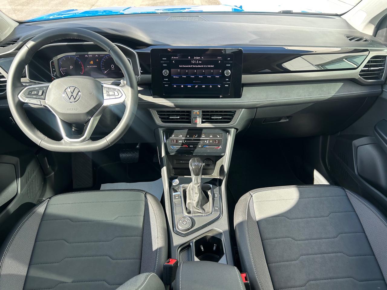 2026 Volkswagen Taos Comfortline Black Edition 4dr All-Wheel Drive 4MOTION Photo