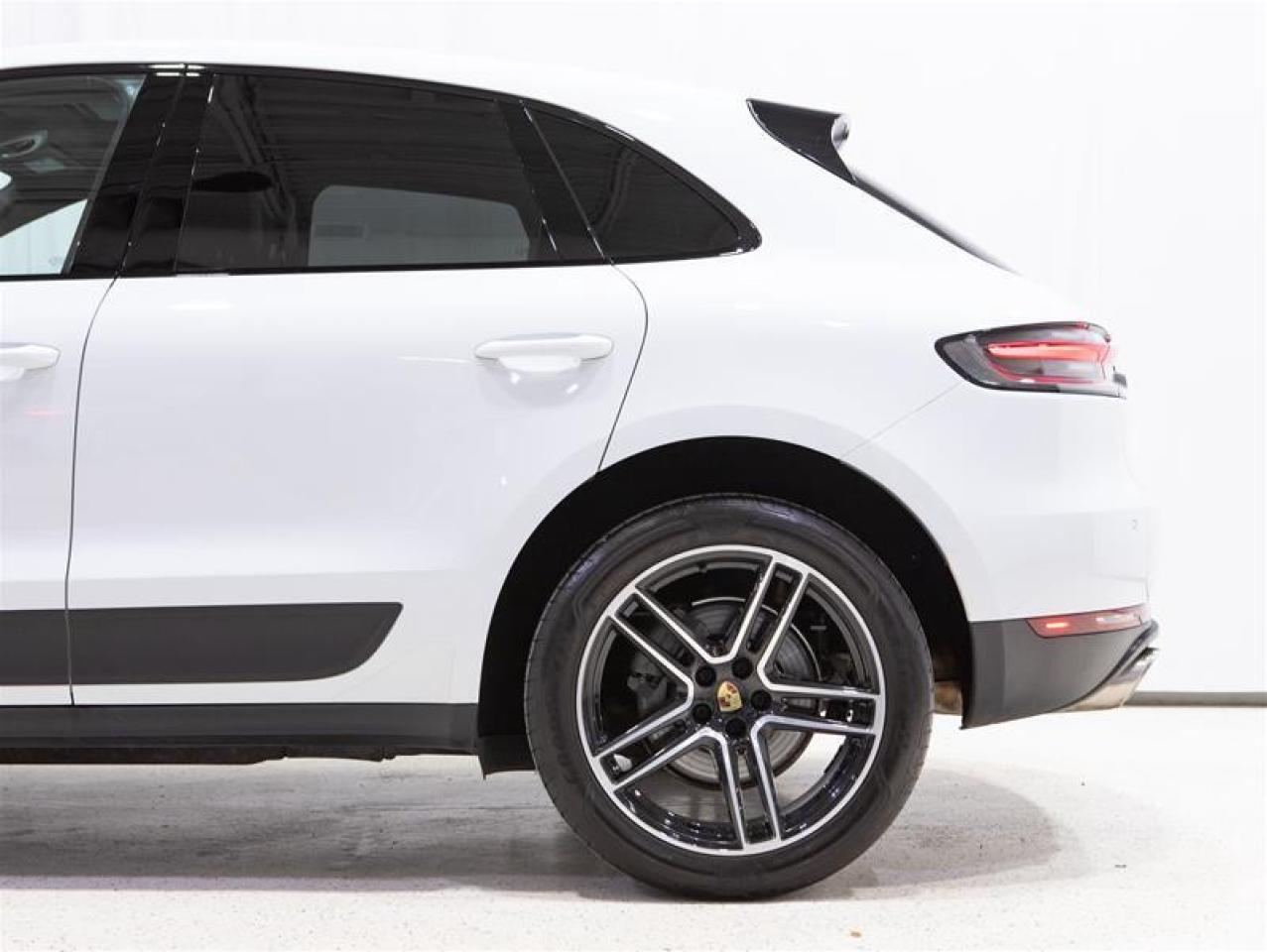 2021 Porsche Macan S Photo