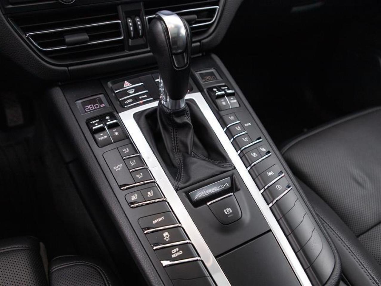 2021 Porsche Macan S Photo