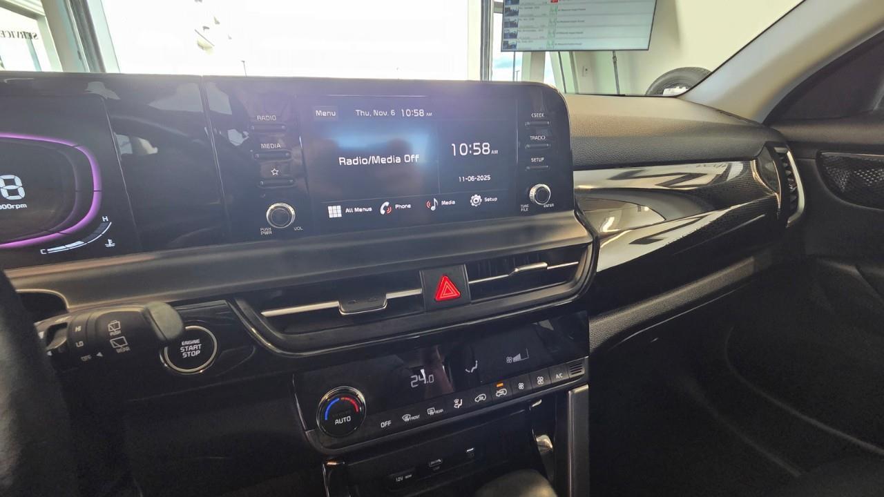 2024 Kia Seltos EX 4dr All-Wheel Drive Photo