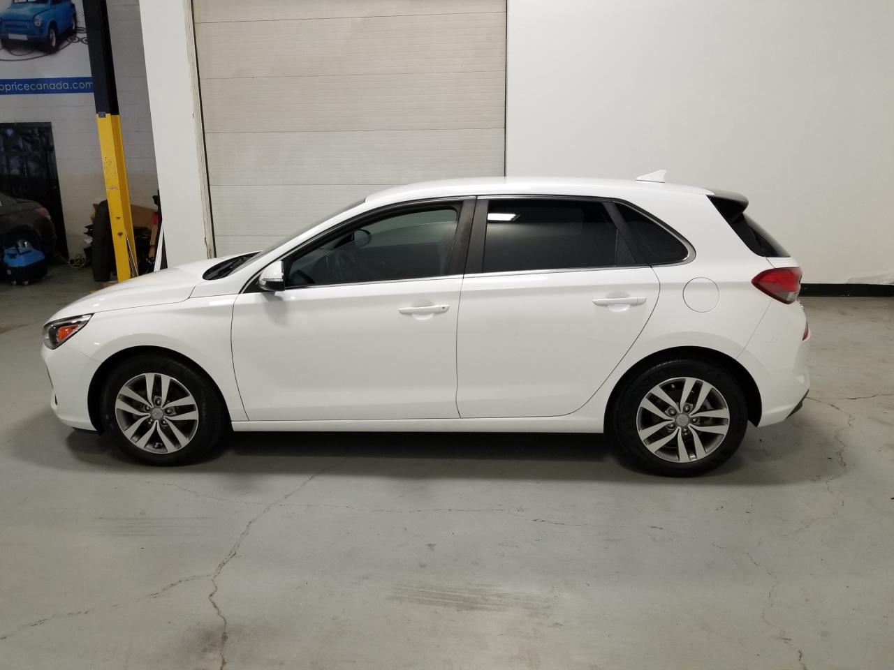 2018 Hyundai Elantra GT GL (A6) 4dr Hatchback Photo3