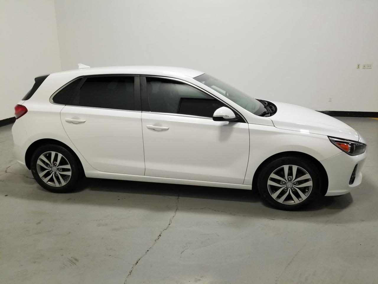 2018 Hyundai Elantra GT GL (A6) 4dr Hatchback Photo