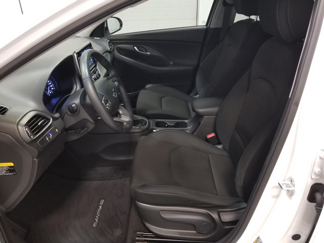 2018 Hyundai Elantra GT GL (A6) 4dr Hatchback Photo