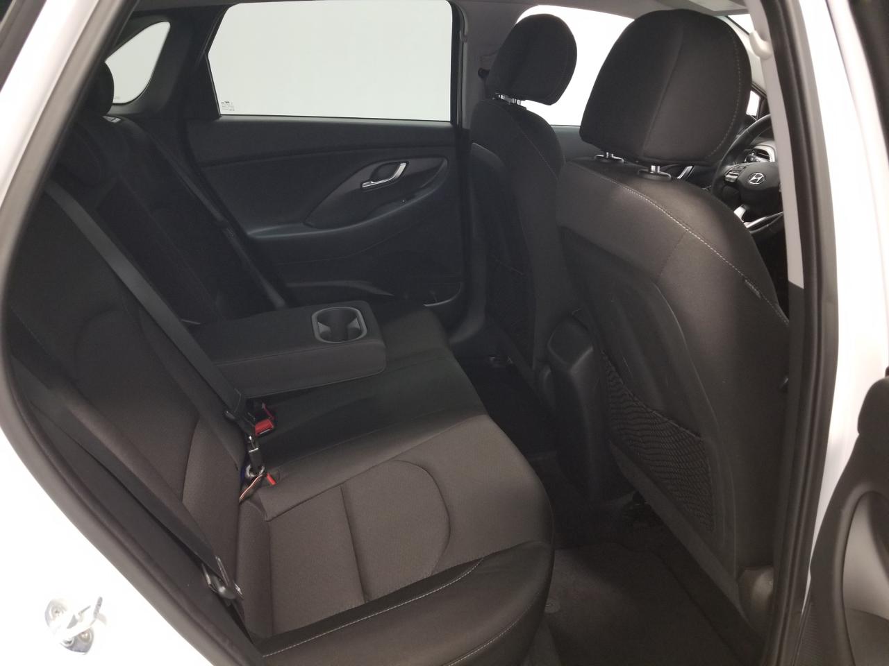 2018 Hyundai Elantra GT GL (A6) 4dr Hatchback Photo