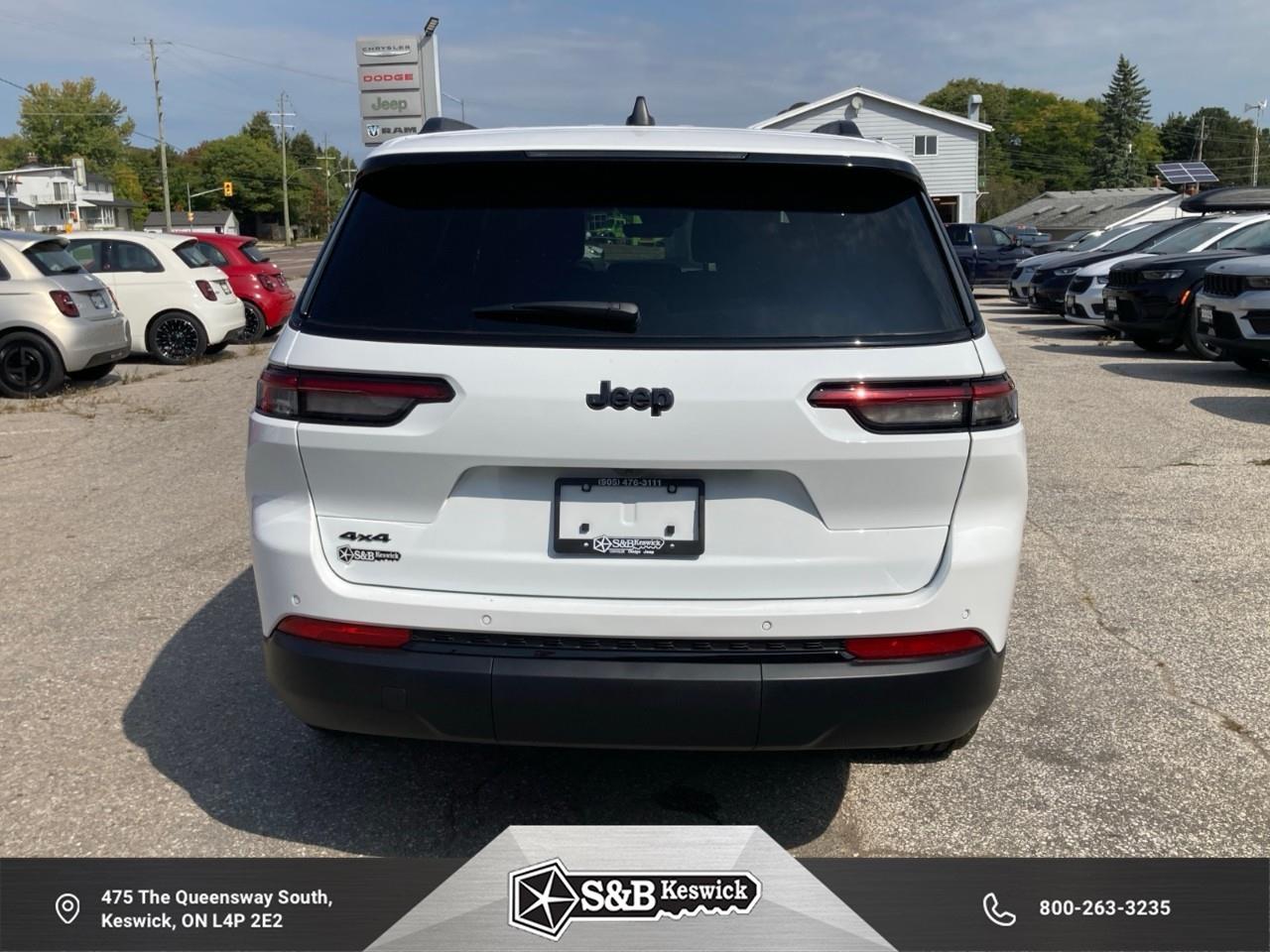 2025 Jeep Grand Cherokee L Laredo 4dr 4x4 Photo3