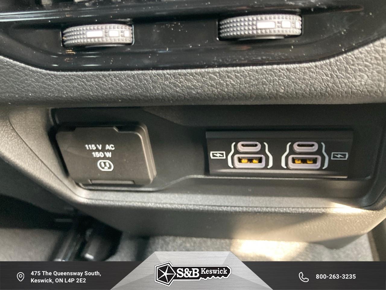 2025 Jeep Grand Cherokee L Laredo 4dr 4x4 Photo