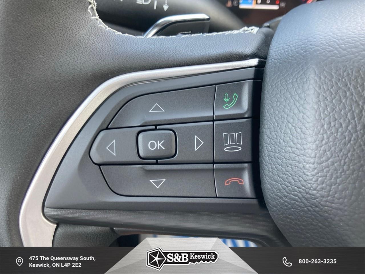 2025 Jeep Grand Cherokee L Laredo 4dr 4x4 Photo