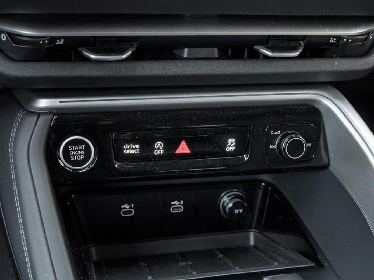 2025 Audi New Q5 2.0T 4dr All-Wheel Drive quattro Sport Utility Photo