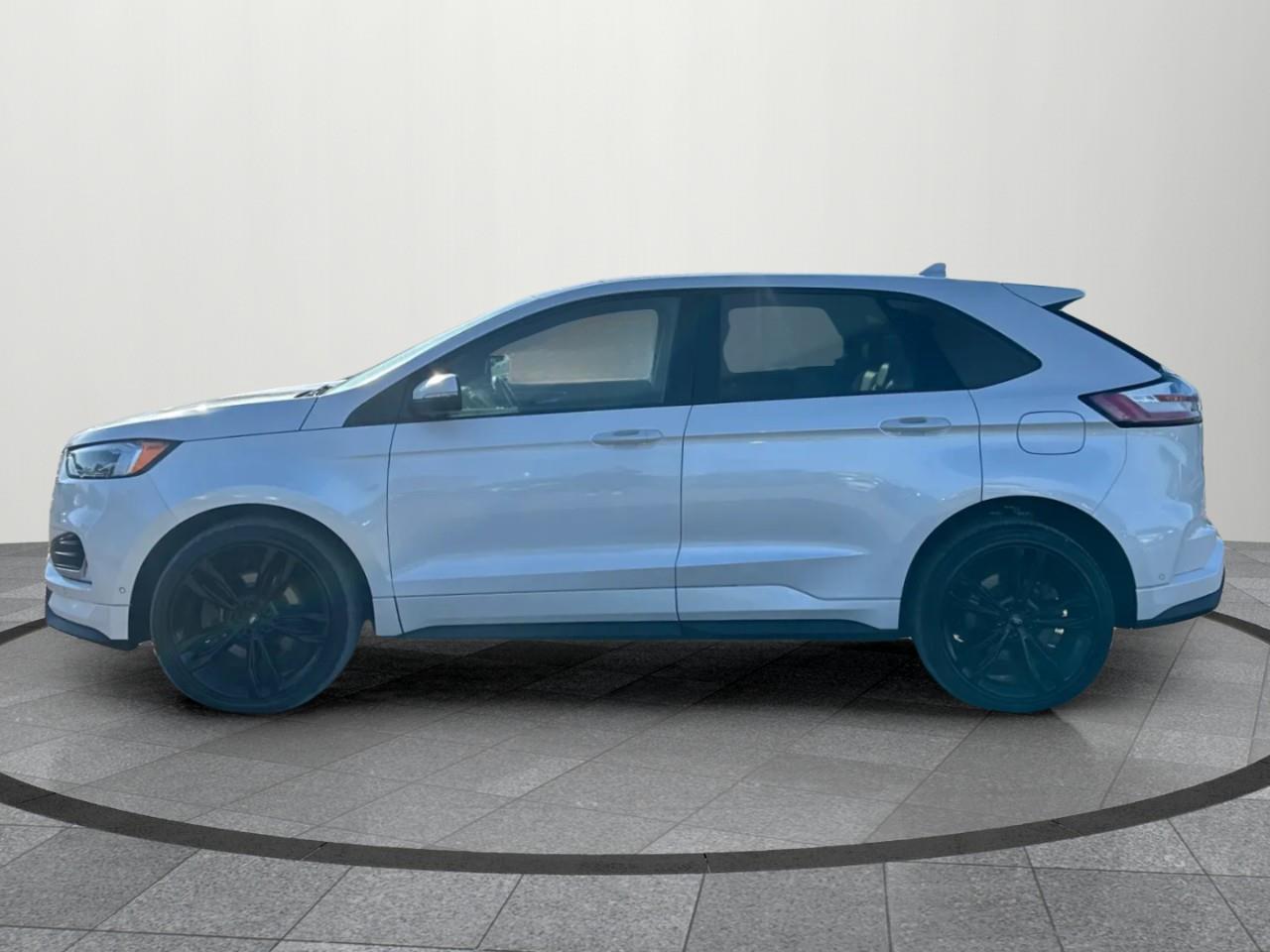 2019 Ford Edge ST 4dr All-Wheel Drive Photo2