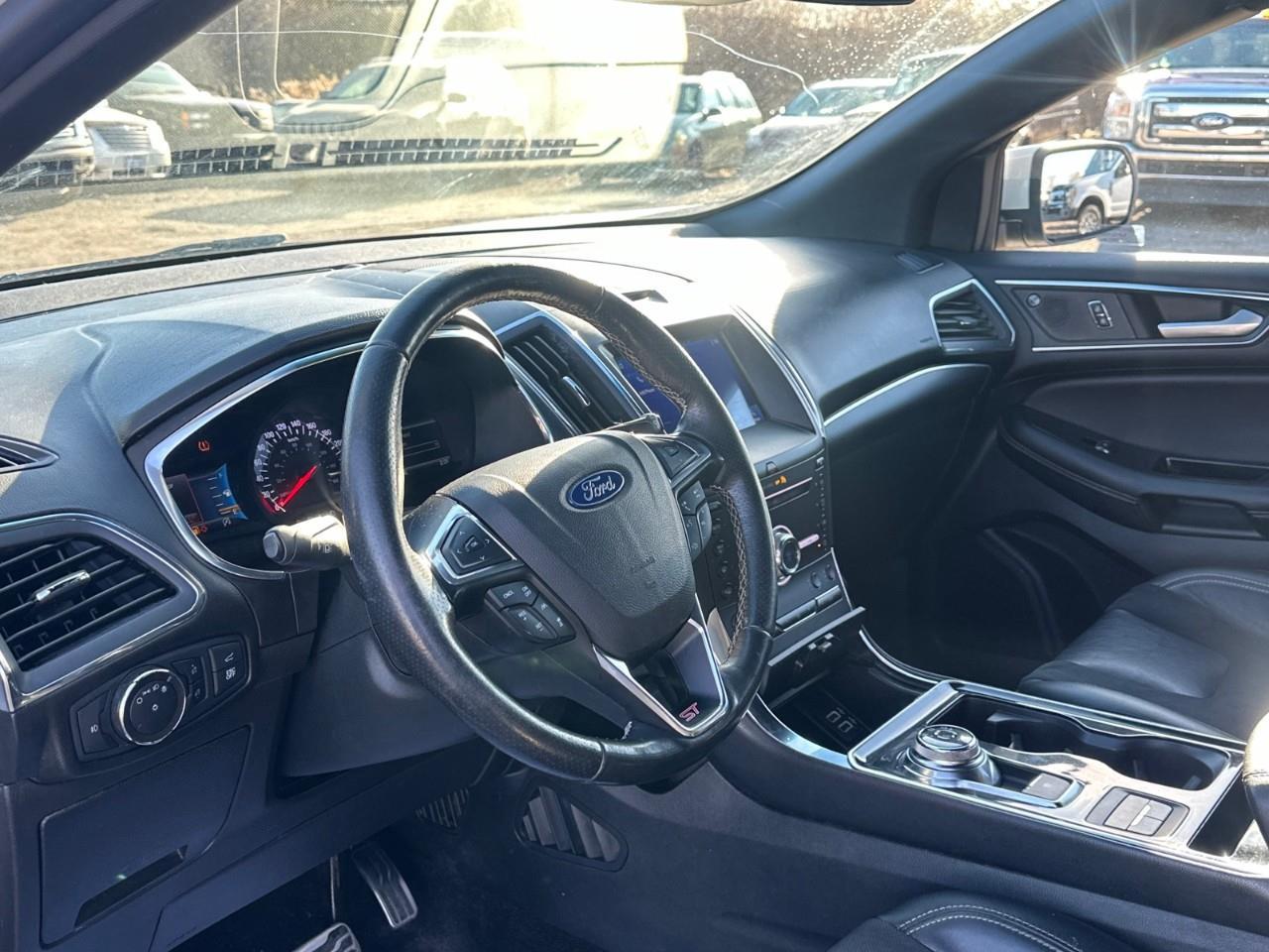2019 Ford Edge ST 4dr All-Wheel Drive Photo