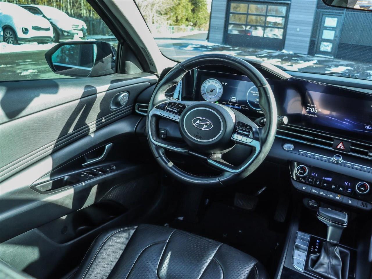 2023 Hyundai Elantra HEV Luxury 4dr Sedan Photo