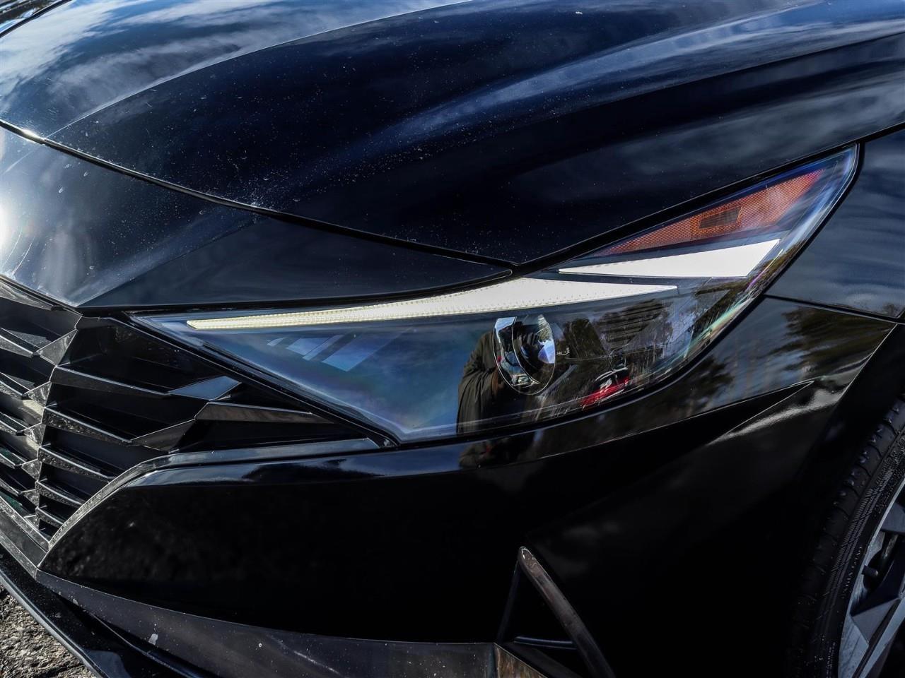 2023 Hyundai Elantra HEV Luxury 4dr Sedan Photo