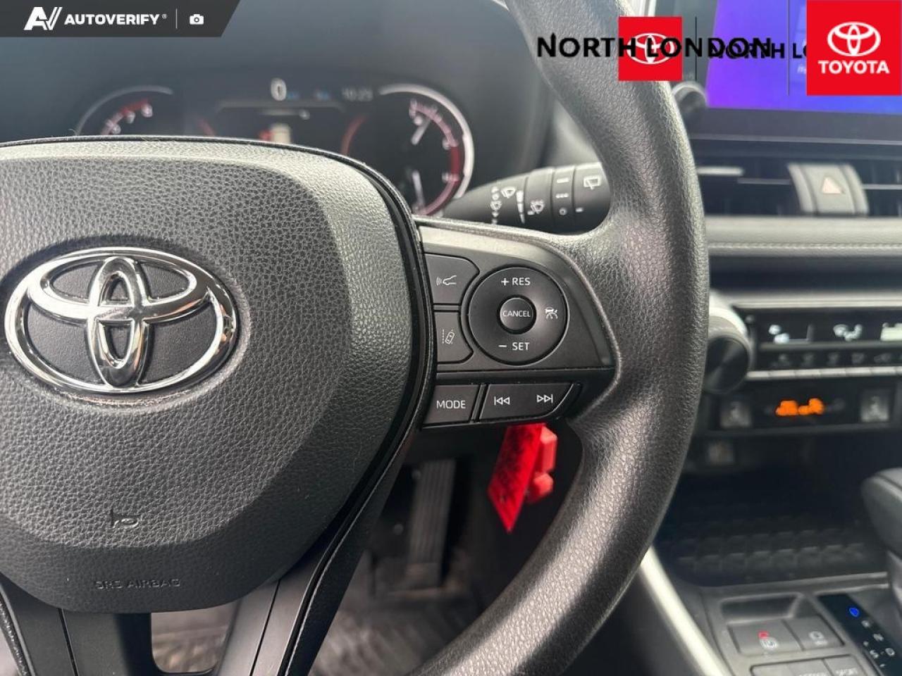 2023 Toyota RAV4 LE 4dr All-wheel Drive Photo