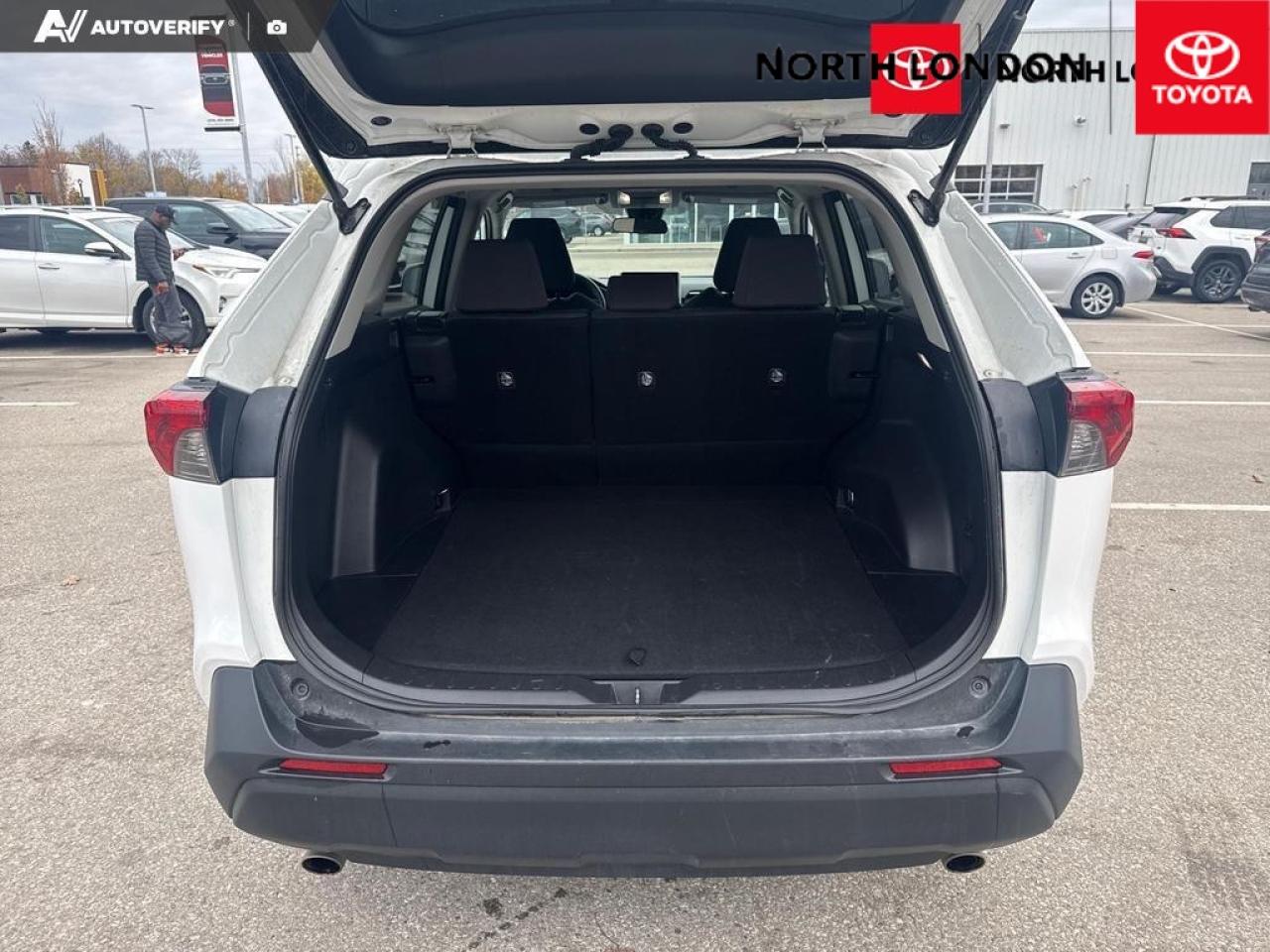 2023 Toyota RAV4 LE 4dr All-wheel Drive Photo