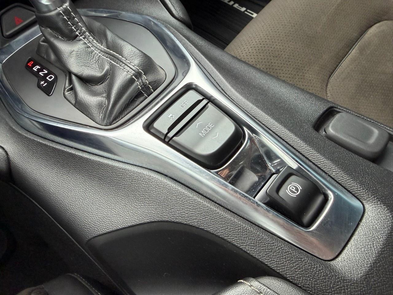 2023 Chevrolet Camaro 2dr Convertible 1LT Photo