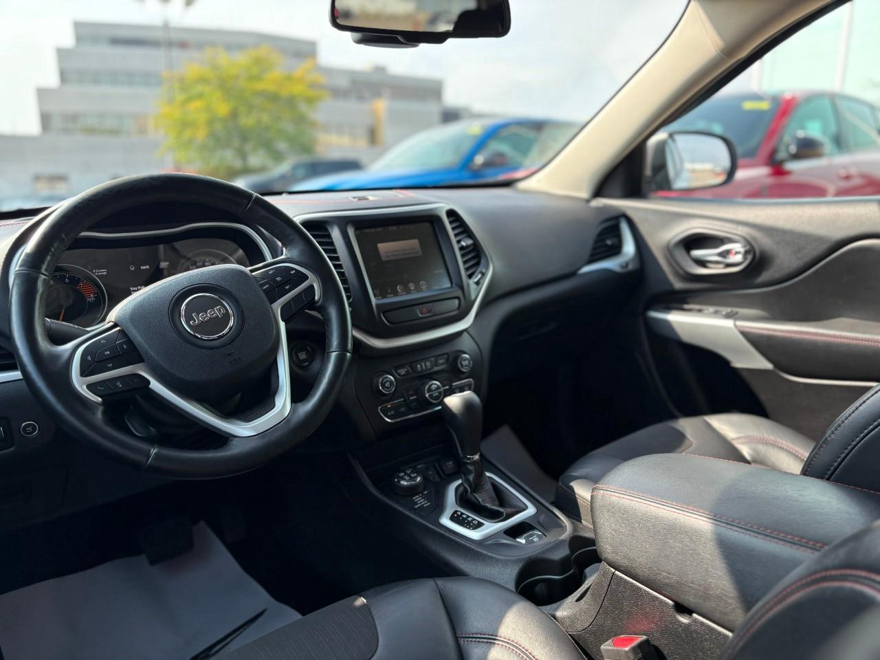 2018 Jeep Cherokee Trailhawk 4dr 4x4 Photo