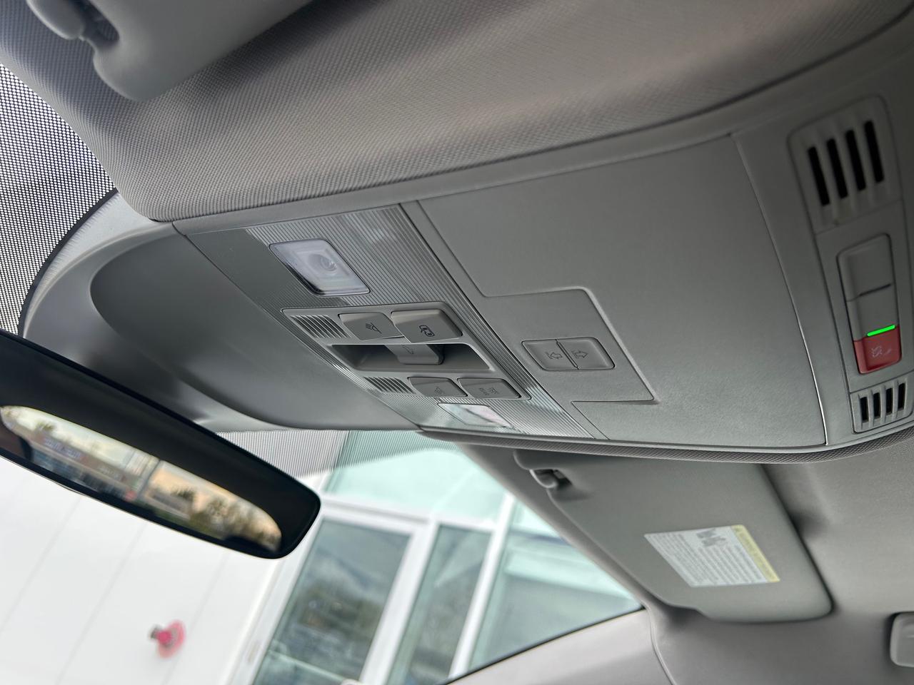 2026 Volkswagen Taos Highline 4dr All-Wheel Drive 4MOTION Photo