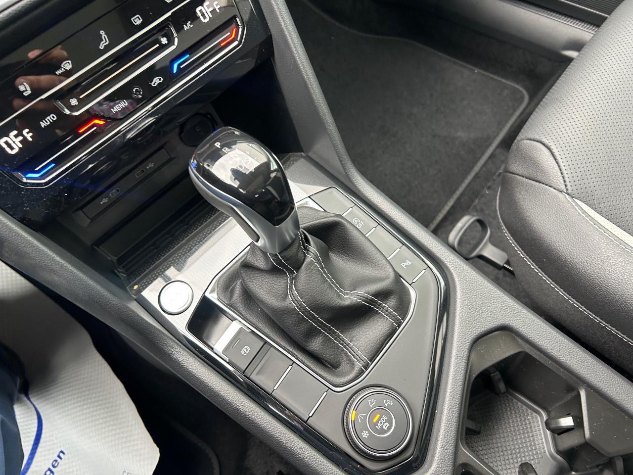 2026 Volkswagen Taos Highline 4dr All-Wheel Drive 4MOTION Photo