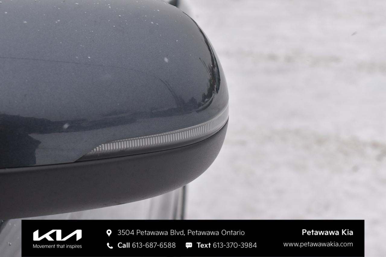 2022 Kia Soul EX 4dr Hatchback Photo3