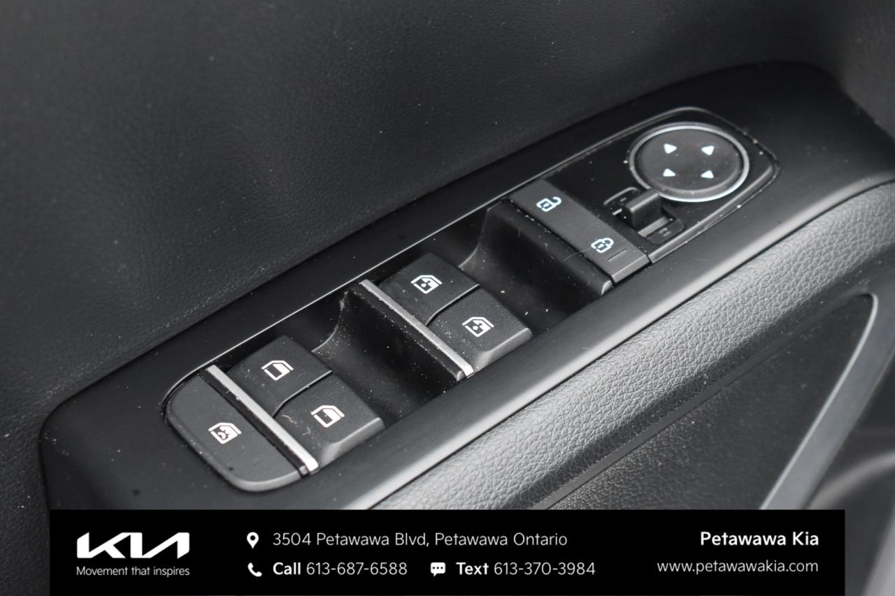 2022 Kia Soul EX 4dr Hatchback Photo