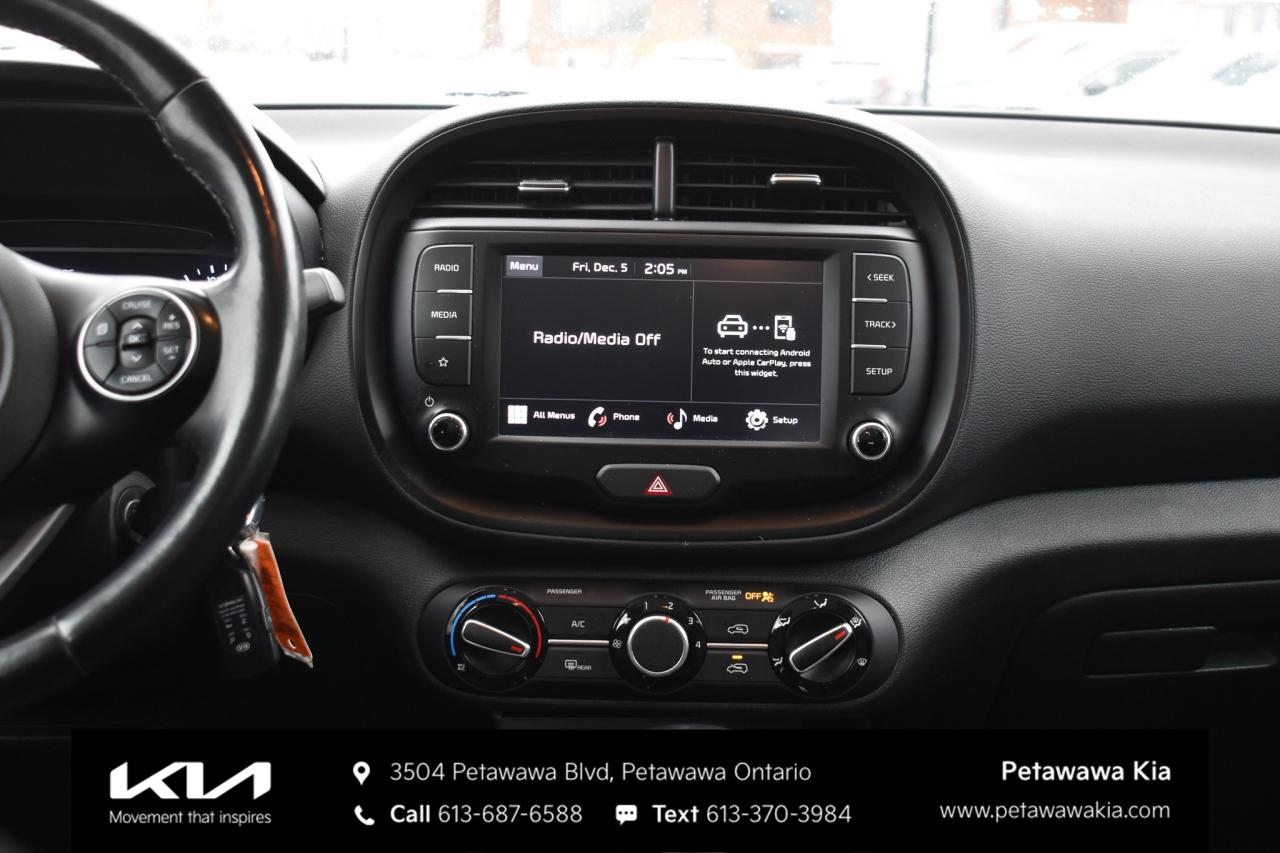 2022 Kia Soul EX 4dr Hatchback Photo