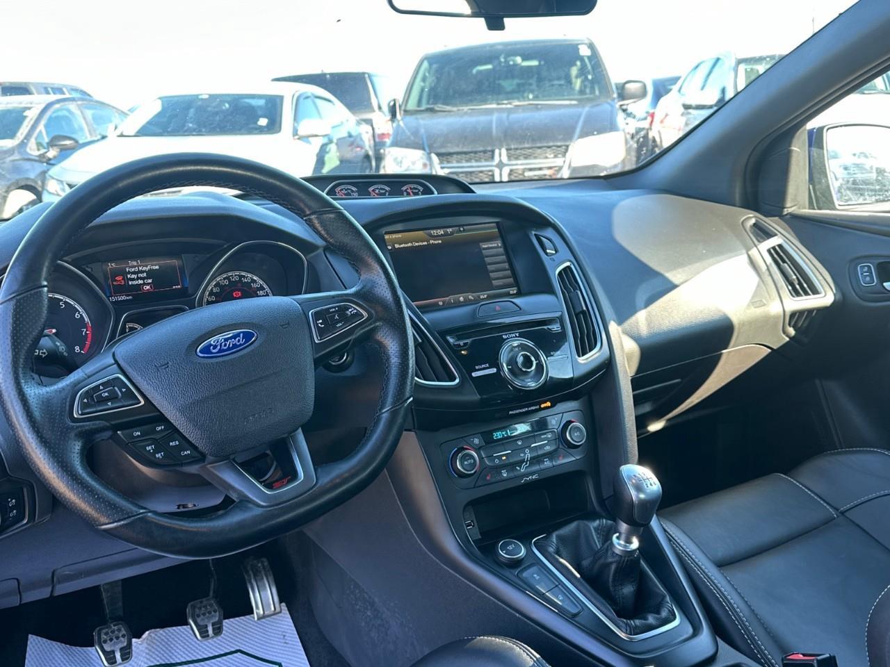 2015 Ford Focus ST Base 4dr Hatchback Photo