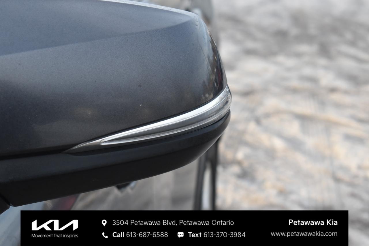 2021 Toyota RAV4 XLE 4dr All-wheel Drive Photo