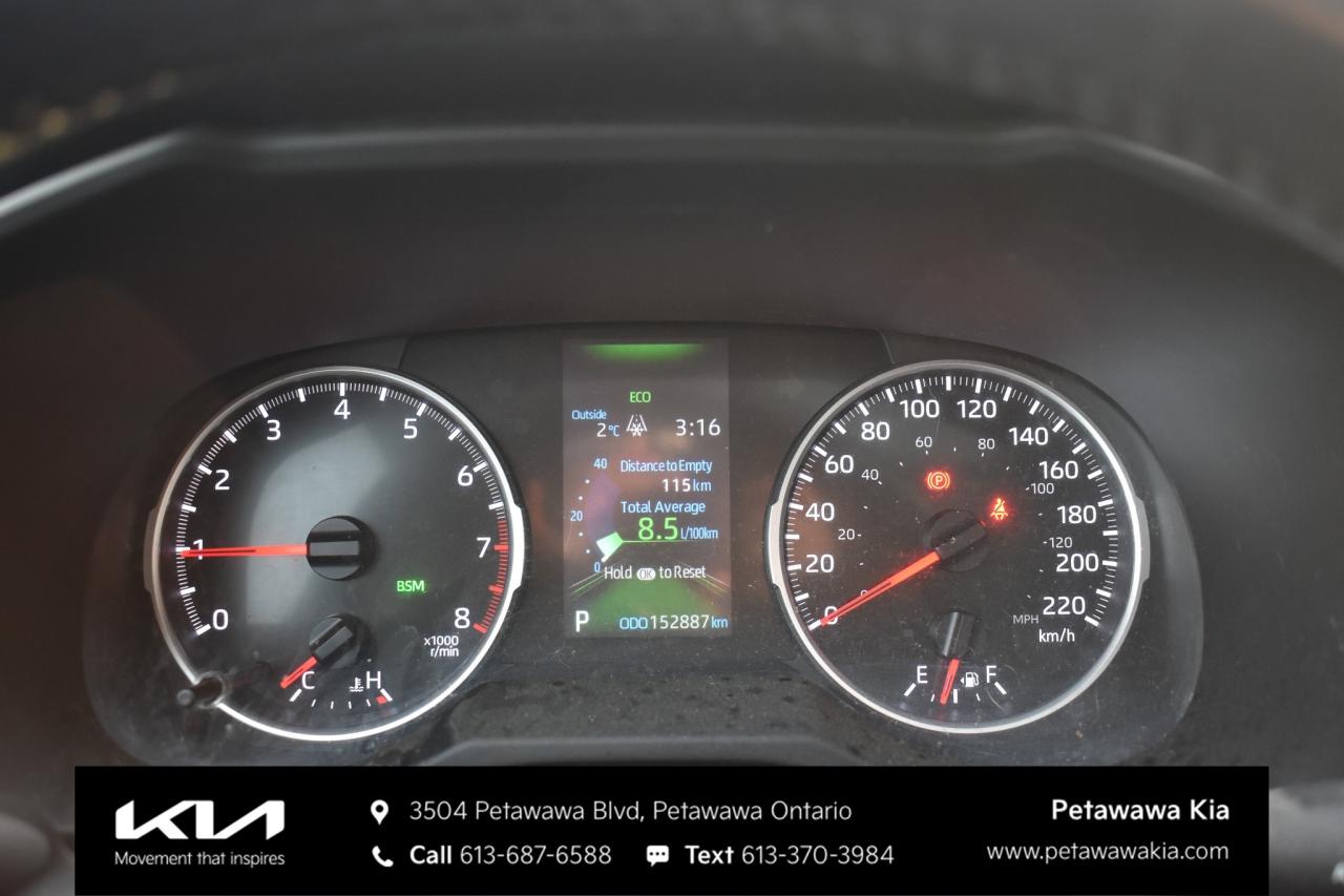 2021 Toyota RAV4 XLE 4dr All-wheel Drive Photo