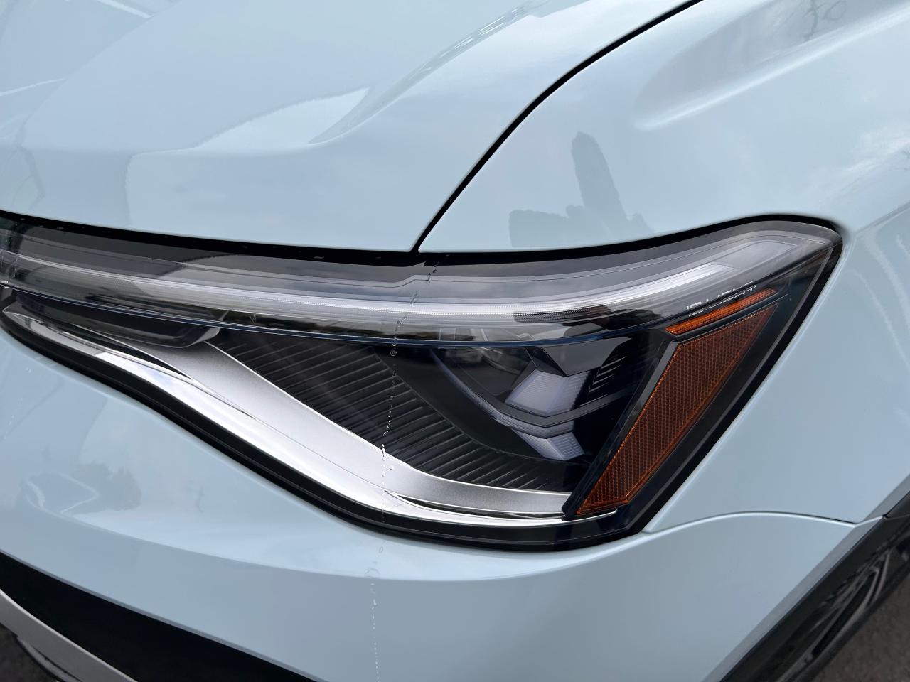 2026 Volkswagen Taos Highline 4dr All-Wheel Drive 4MOTION Photo